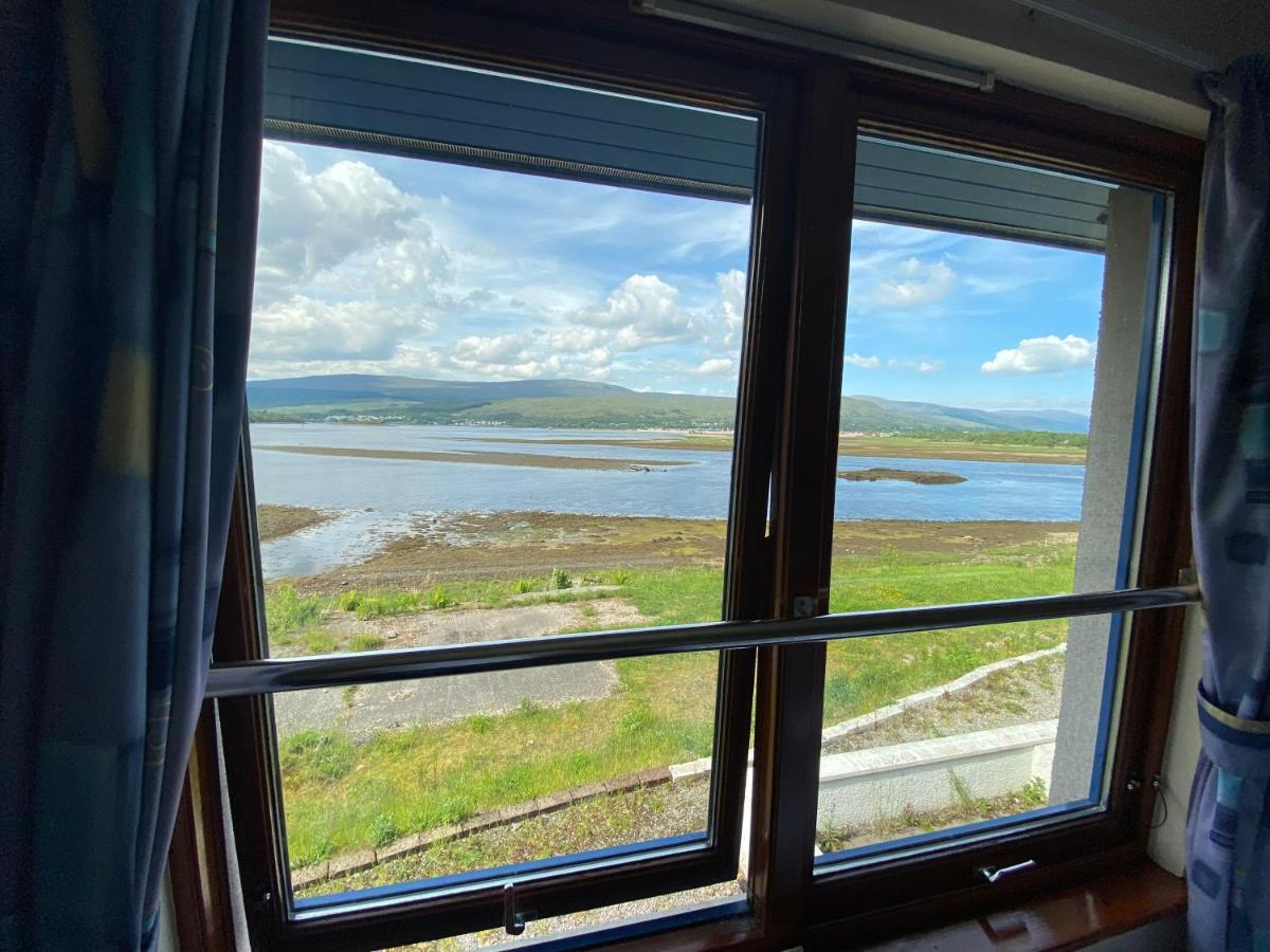 Waterfront Lodge - Accommodation Only Fort William Exterior photo